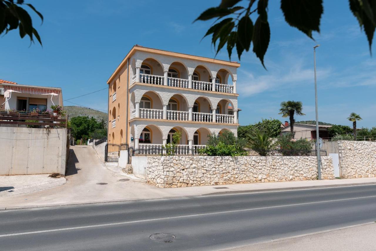 Apartman Markovic Apartment Trogir Exterior photo