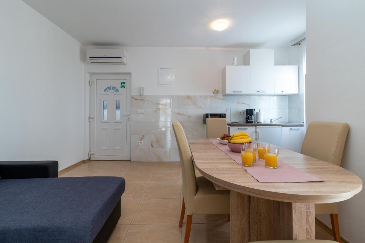 Apartman Markovic Apartment Trogir Exterior photo